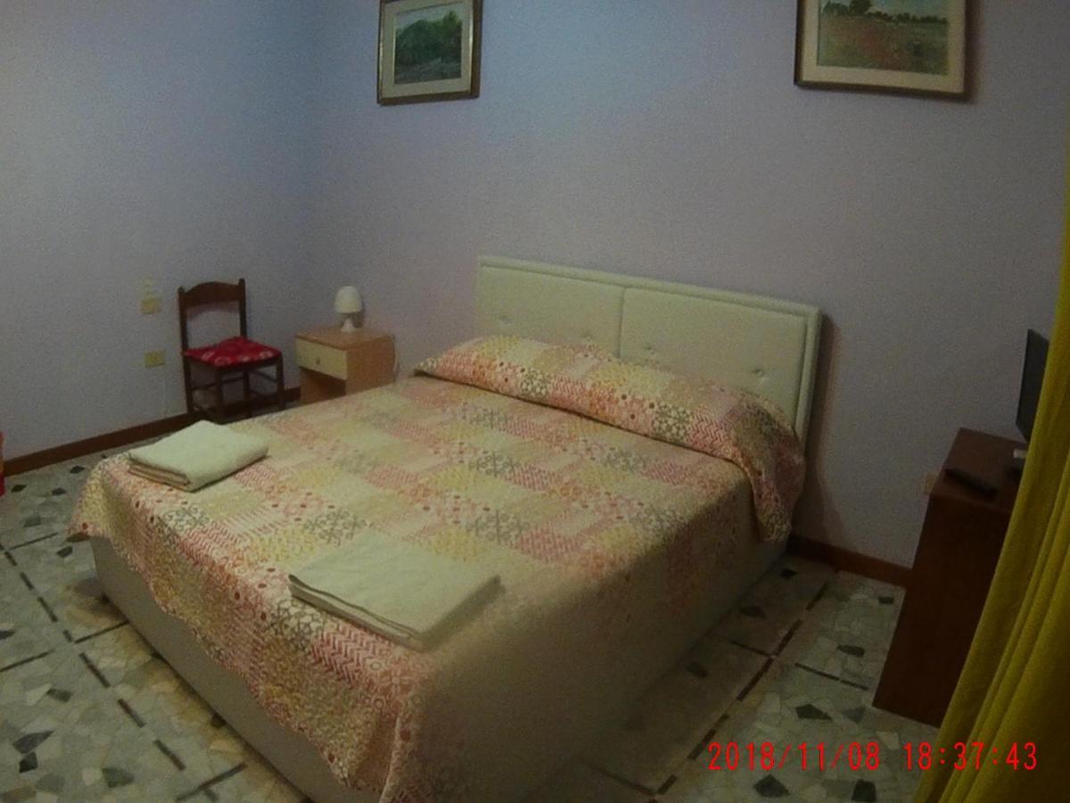 บีแอนด์บี เดอะ คาโปนี บรอส Bed & Breakfast เมสเตร ภายนอก รูปภาพ