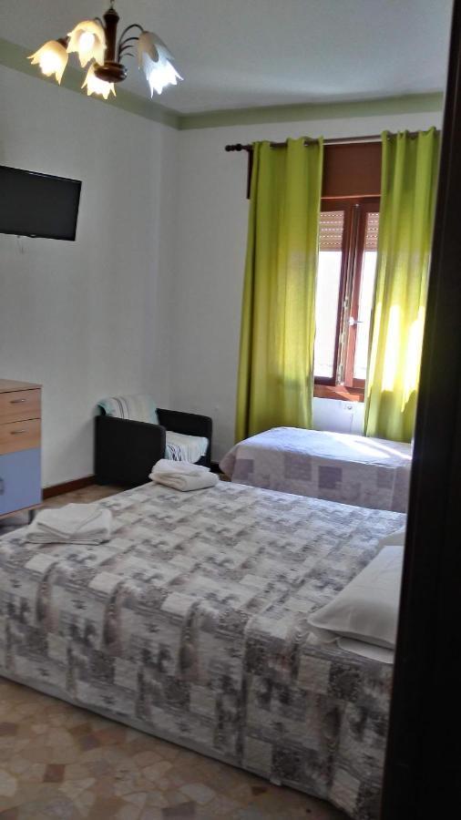 บีแอนด์บี เดอะ คาโปนี บรอส Bed & Breakfast เมสเตร ภายนอก รูปภาพ