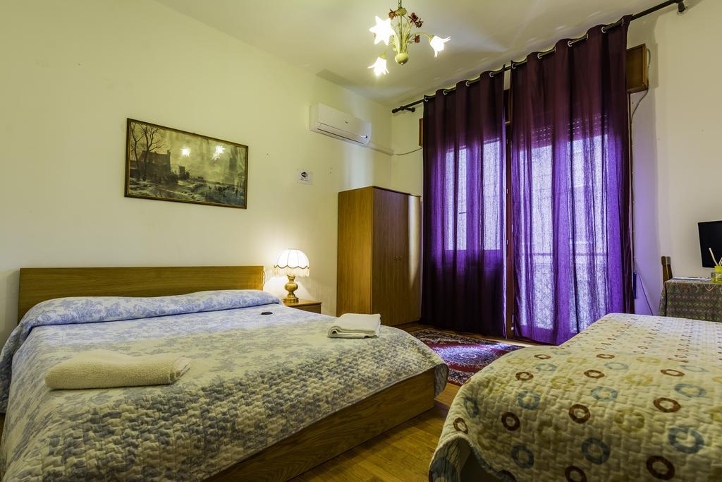 บีแอนด์บี เดอะ คาโปนี บรอส Bed & Breakfast เมสเตร ภายนอก รูปภาพ