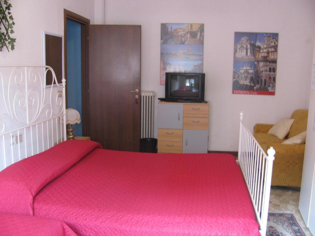 บีแอนด์บี เดอะ คาโปนี บรอส Bed & Breakfast เมสเตร ภายนอก รูปภาพ