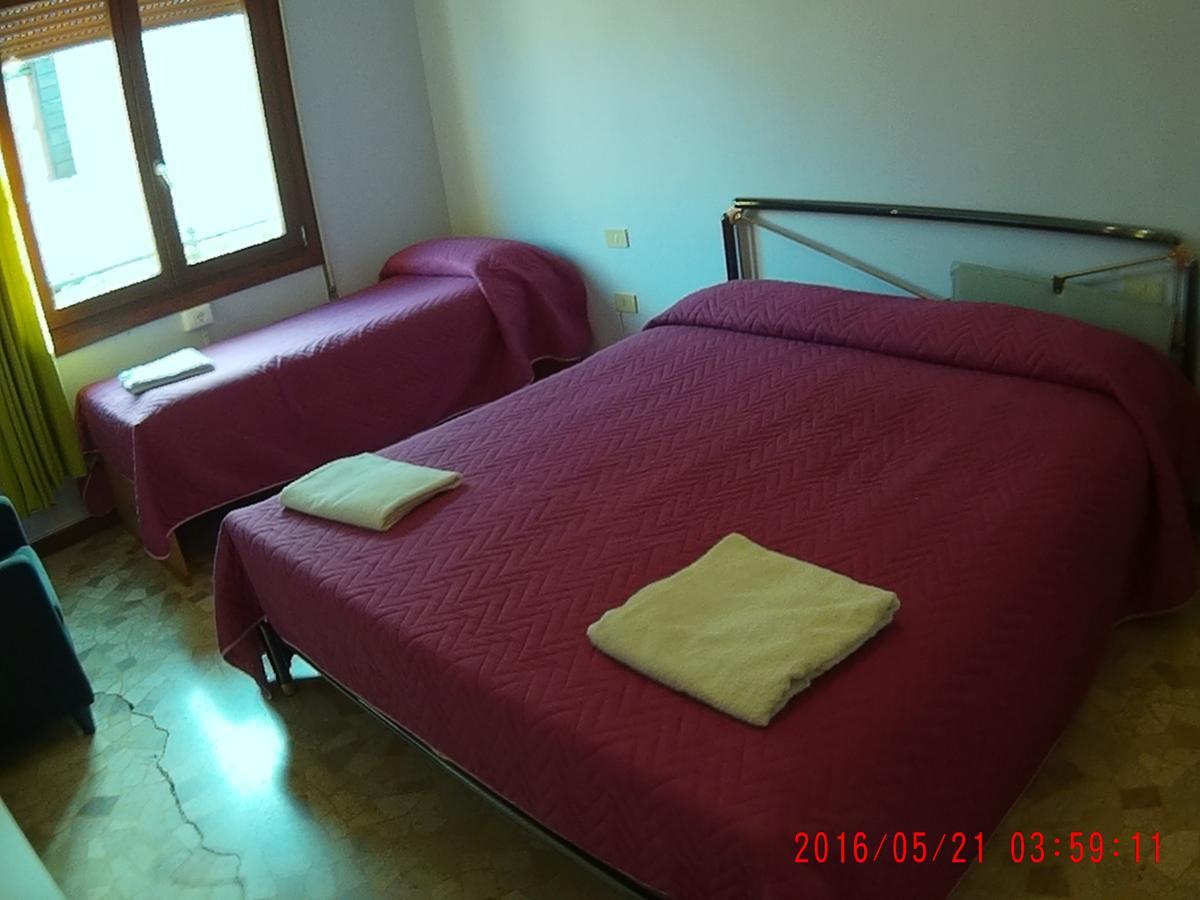 บีแอนด์บี เดอะ คาโปนี บรอส Bed & Breakfast เมสเตร ภายนอก รูปภาพ